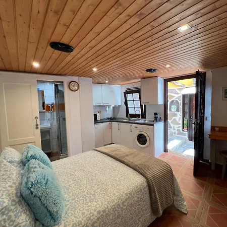 El Refugio De Chio Chio (Tenerife)